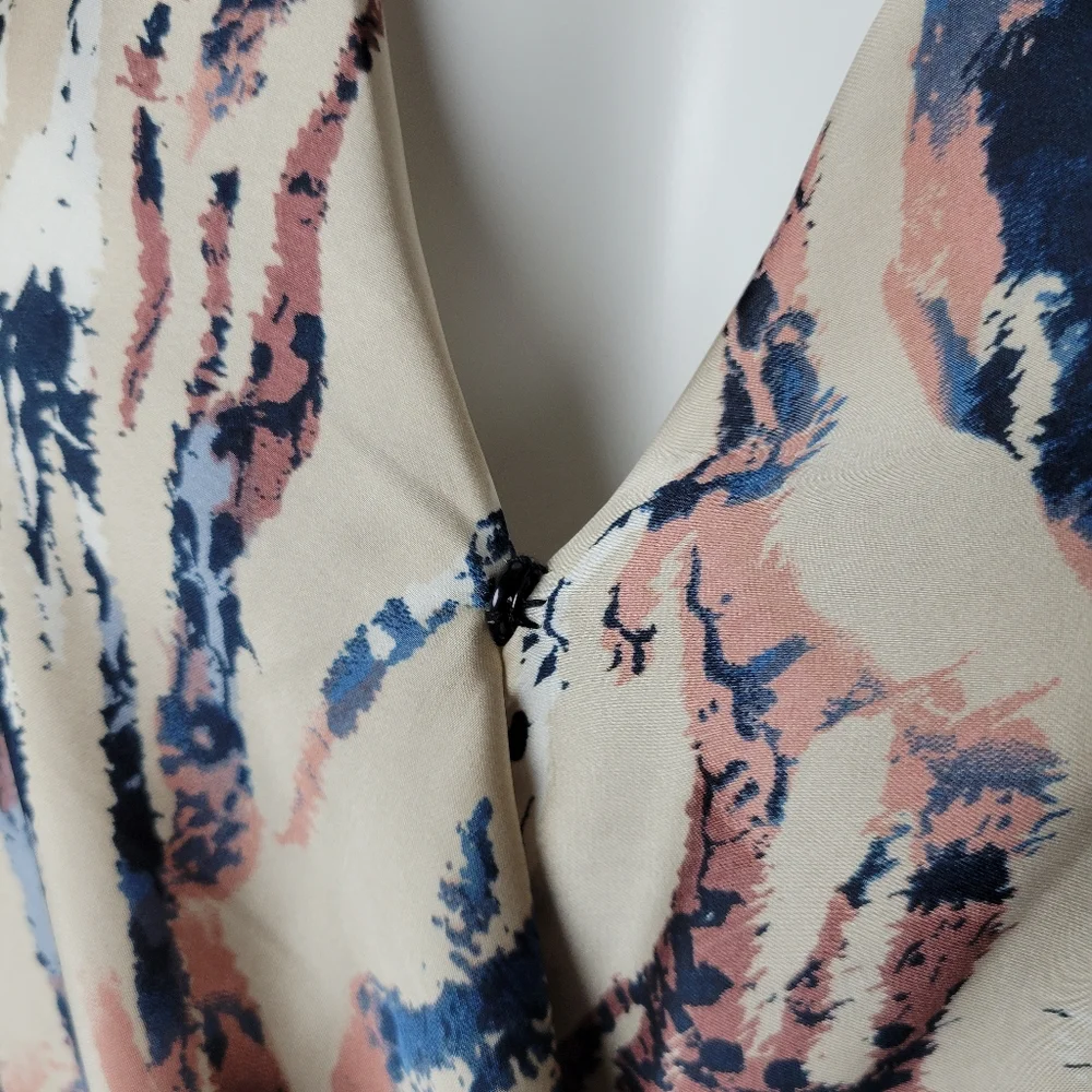 NWT Beautiful Faux Wrap Blouse - Picture 5 of 16